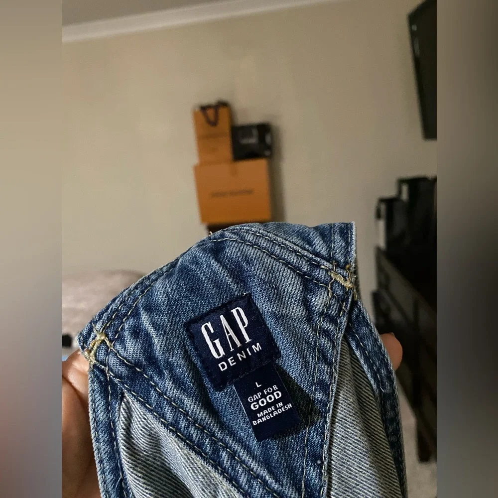 New GAP overall shorts - Picture 8 of 8